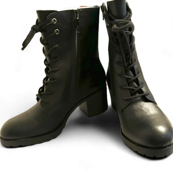 SUN +STONE Women's Sheilaa Lace-Up Zip Lug Combat Booties Sz 9.5 NWOT - Picture 2 of 6